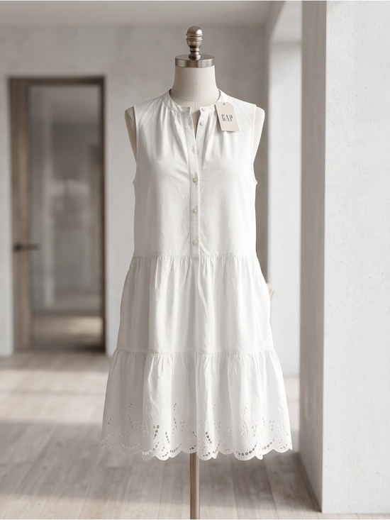 GAP Dresses & Skirts - GAP White Eyelet Tiered Sleeveless Shirt Dress with Slip Lining & Pockets
